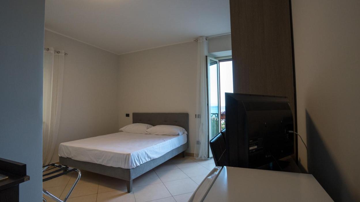 Hice Room Lungomare Fronte Mare Catanzaro Esterno foto
