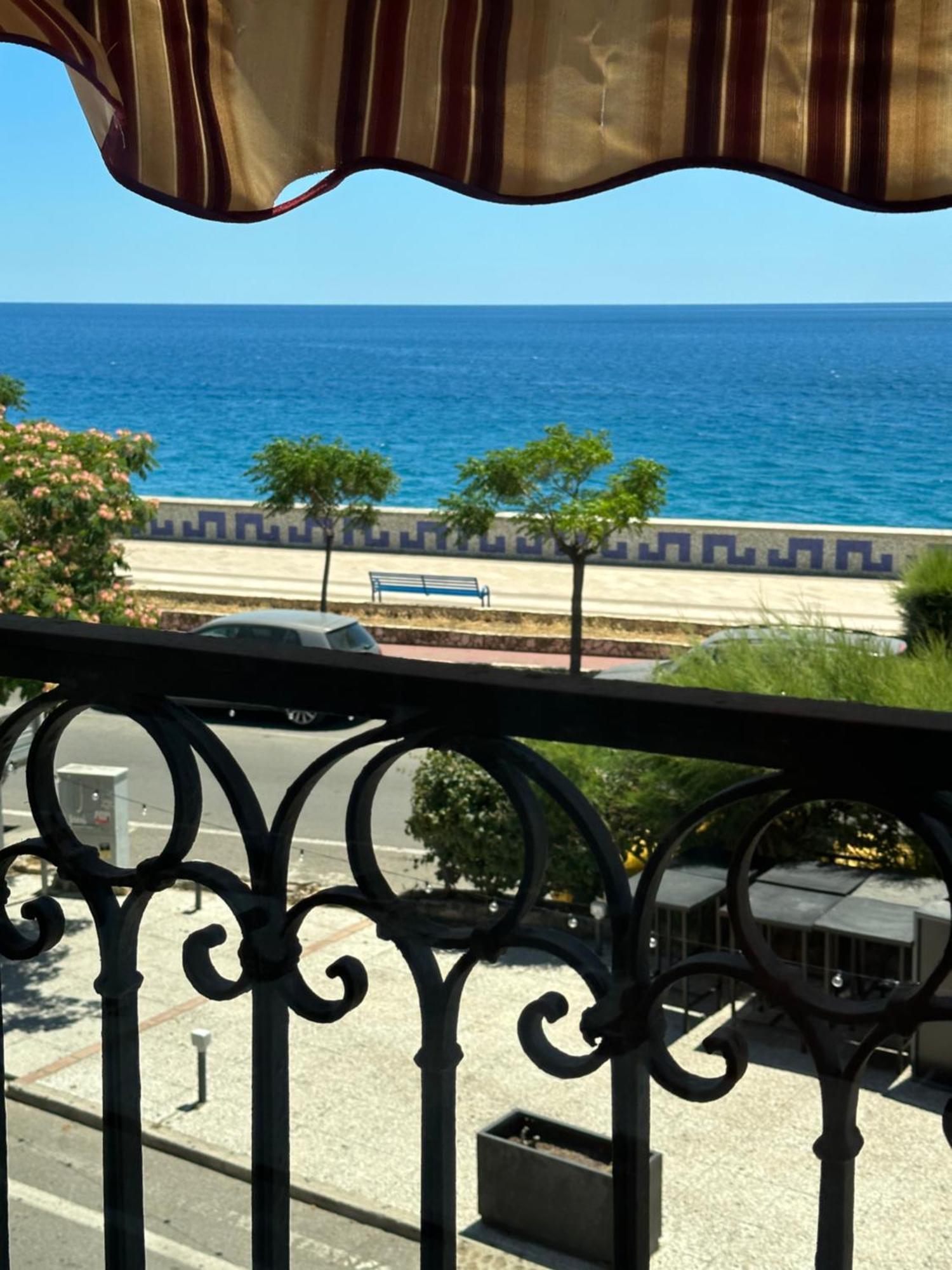 Hice Room Lungomare Fronte Mare Catanzaro Esterno foto