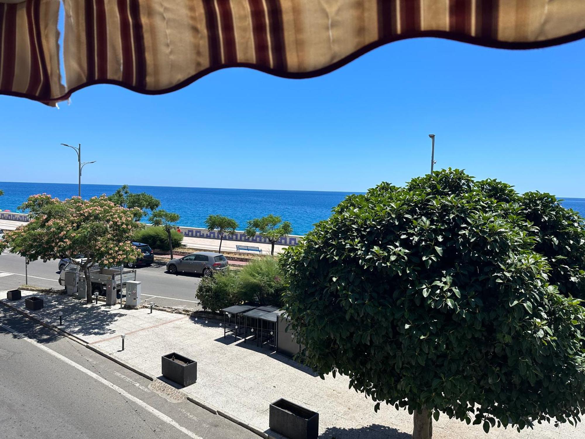 Hice Room Lungomare Fronte Mare Catanzaro Esterno foto
