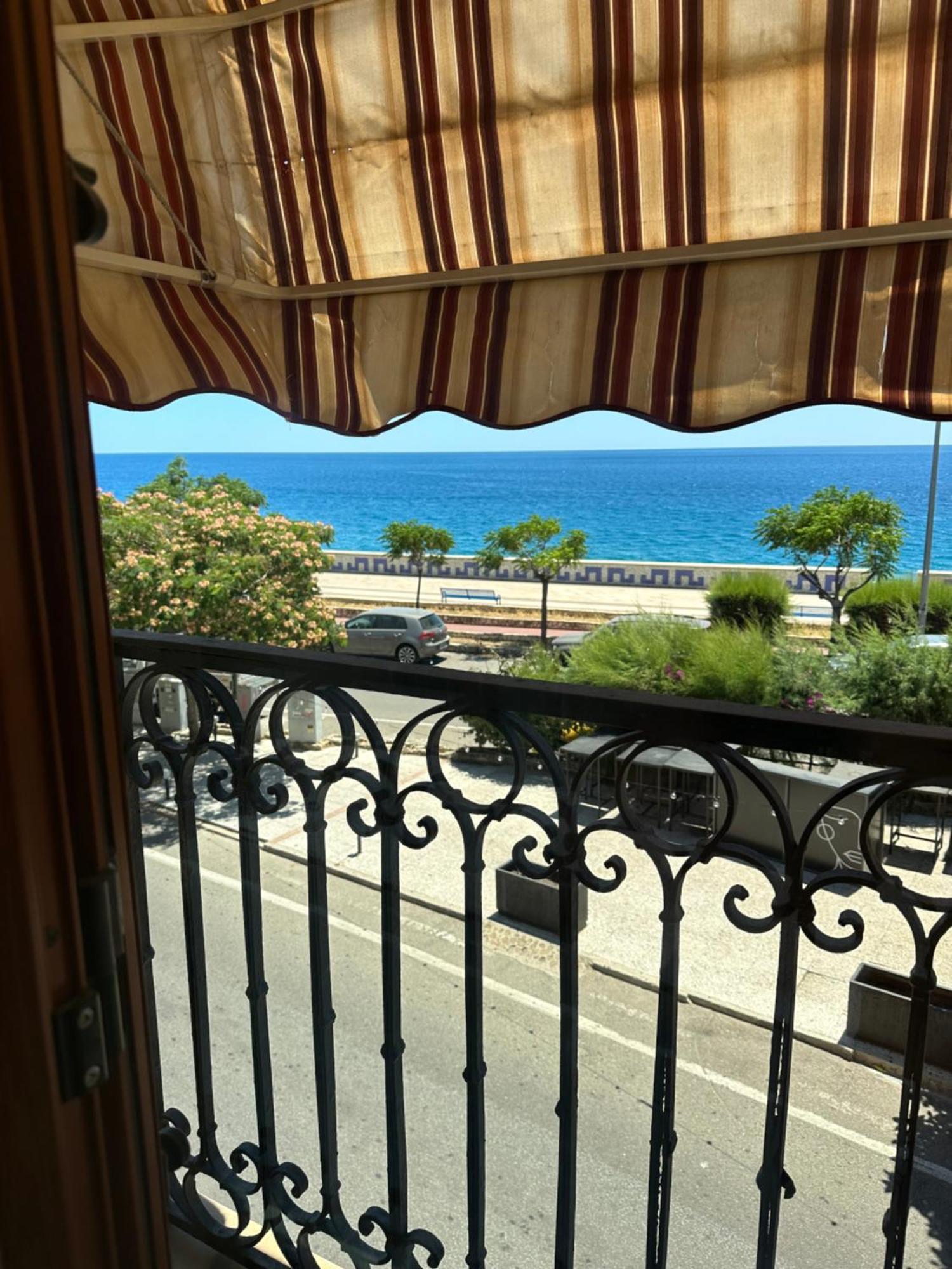 Hice Room Lungomare Fronte Mare Catanzaro Esterno foto